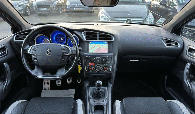Citroen ds4 1.6 hdi 112 ch complet
